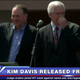 Illustration for article titled Unclear on How Jail Works, Huckabee Offers to Go in Kim Daviss Place